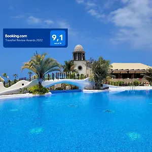 María Costa Adeje (Tenerife)